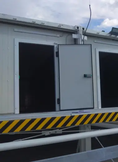 Modified open side container for industrial and storage use – TankRoutes8